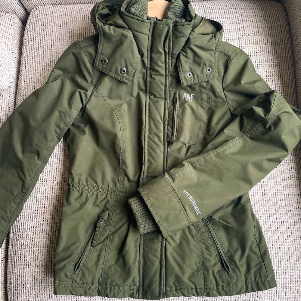 Abercrombie & fitch all-season weather warrior jacket